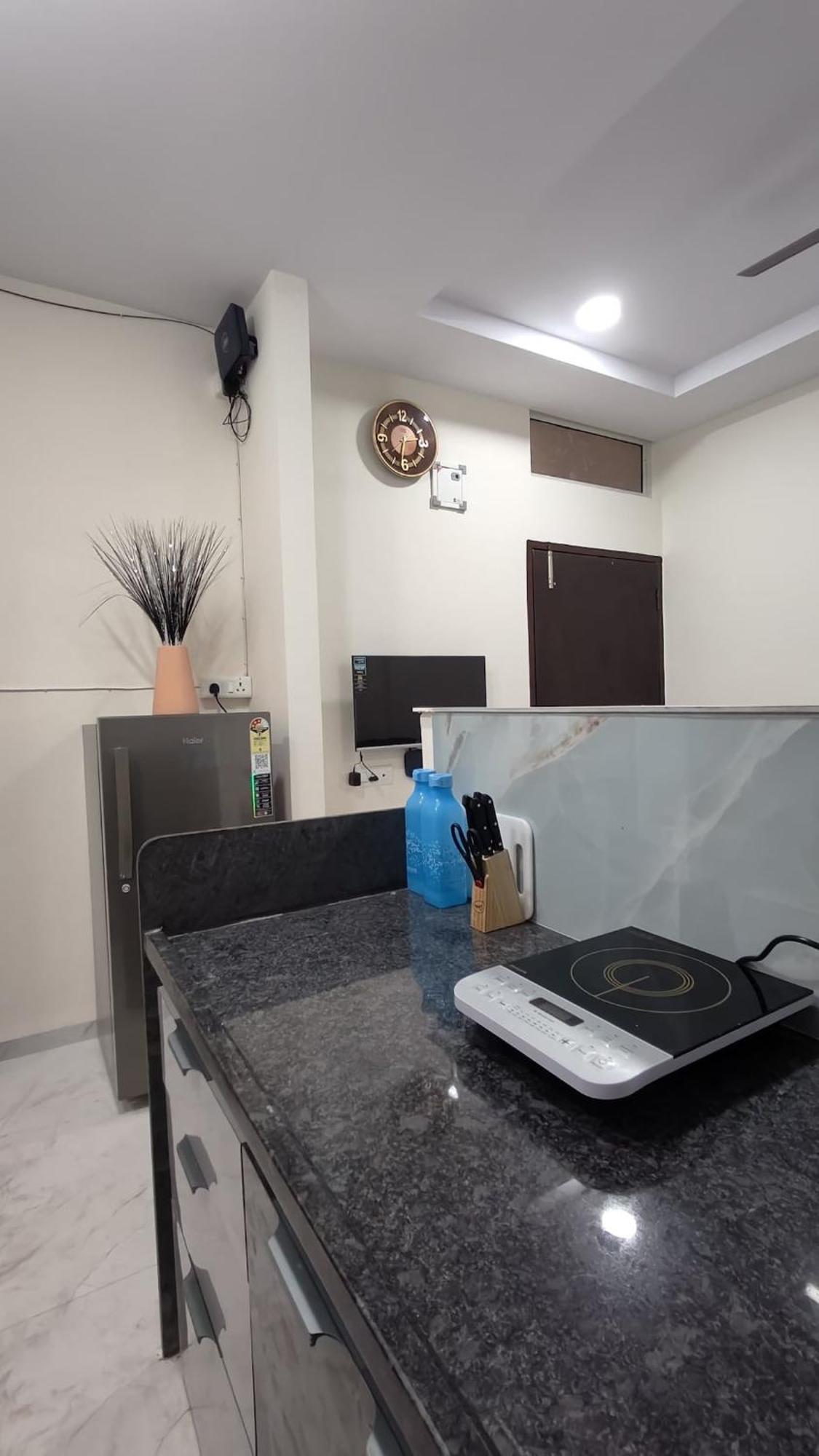 The Comfort Spot Fully Furnished 1bhk Apartment *