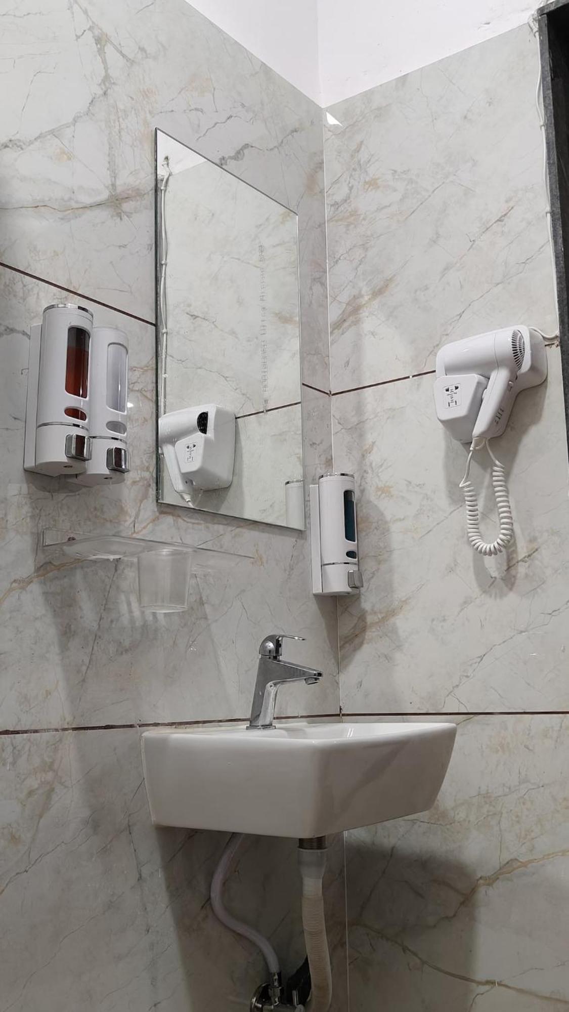 The Comfort Spot Fully Furnished 1bhk * Indore